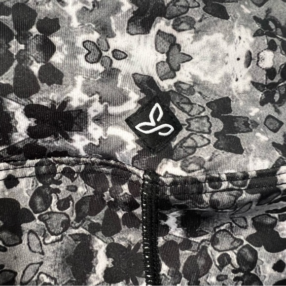 PRana cropped leggings size small - Picture 4 of 6